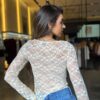 Blusa Renda Assimétrica