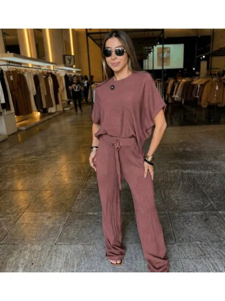 Alternative view of Conjunto Feminino Tricô Modal Elegante