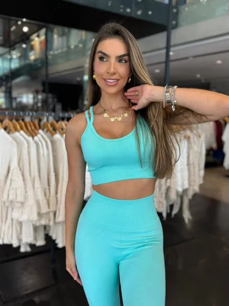 Alternative view of Conjunto Fitness Canelado Premium