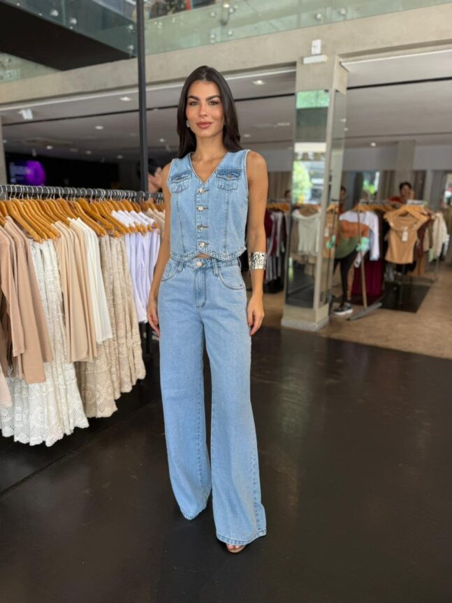 Conjunto Jeans Calça Wide Leg e Colete - Jeans Claro