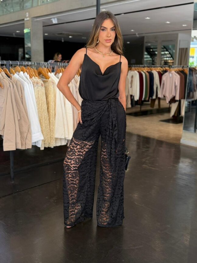 Calça Pantalona Renda - Preto