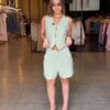 Conjunto Short e Colete Risca Giz - Verde