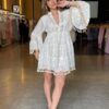 Vestido Curto Boho em Renda com Mangas Flare - Off White