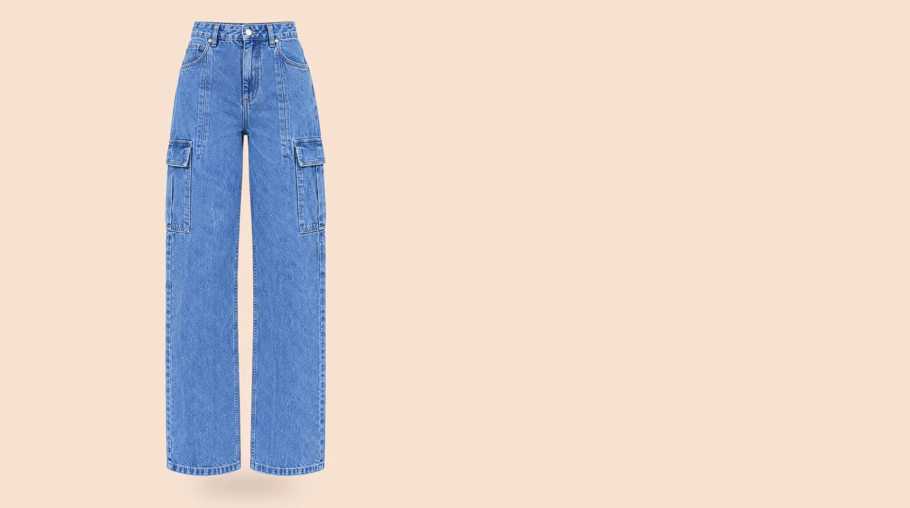 Calça jeans cargo pantalona da coleção Parte de Baixo